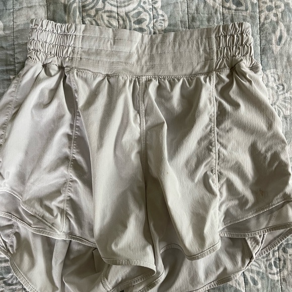 Lululemon hotty hot shorts (set of 3) ✨ - Picture 10 of 13